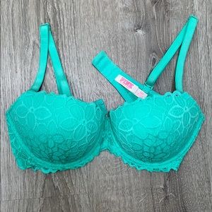 Victoria’s Secret PINK bra